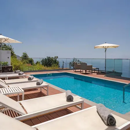 Villa Character Villa Sea And Funchal View Funchal (Madeira)